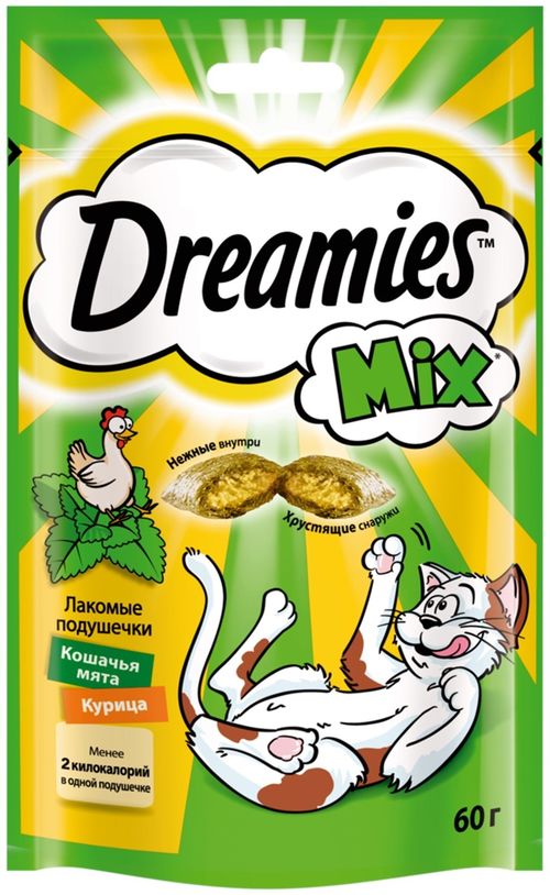 Лакомство Dreamies Mix лакомые подушечки для кошек с курицей и мятой